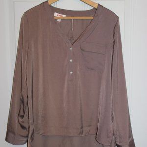 LAST CHANCE! Bongo Satin Blouse